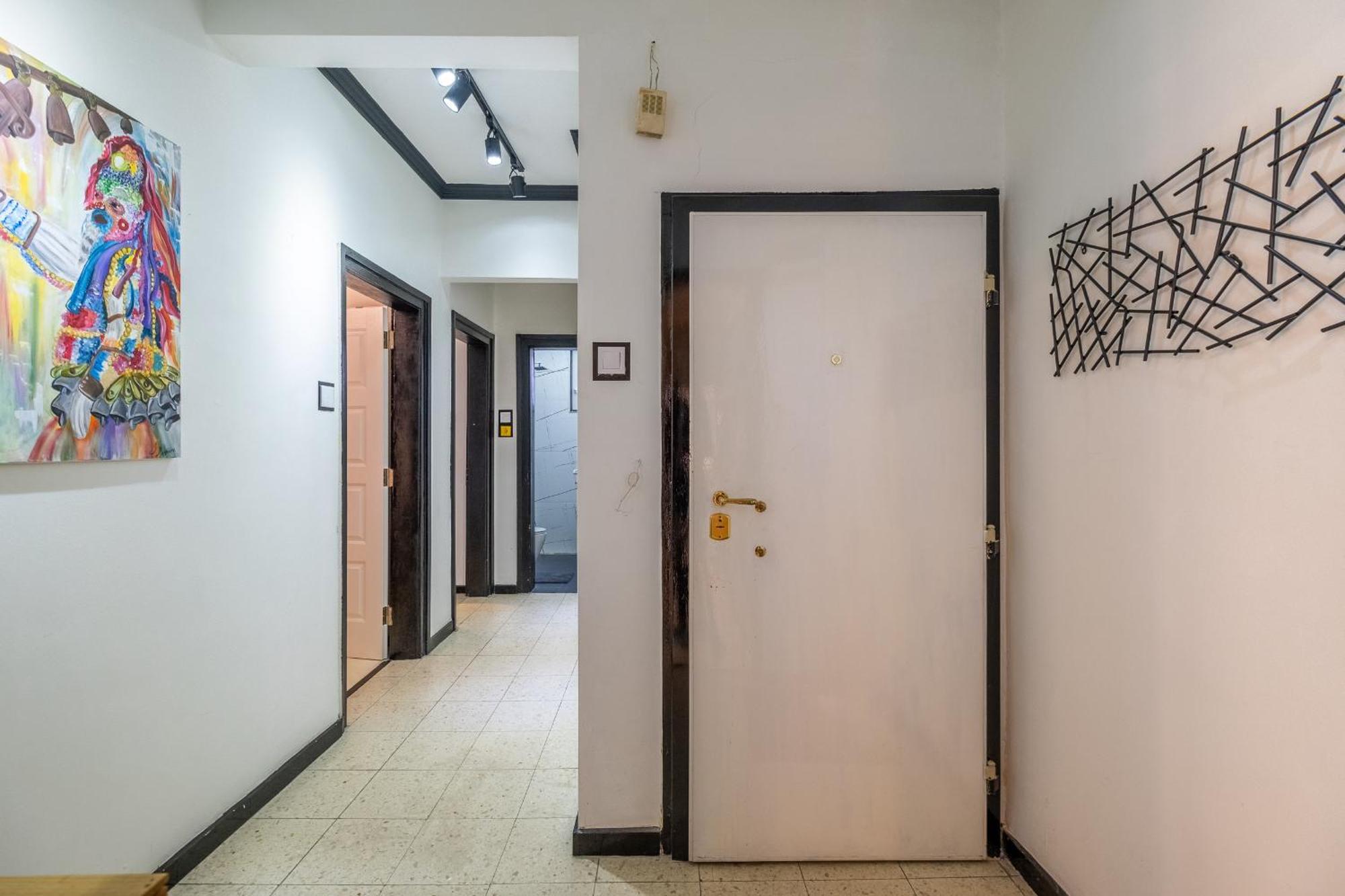 Modern , Spacious 2Br Apartment In Top Center Sófia Exterior foto